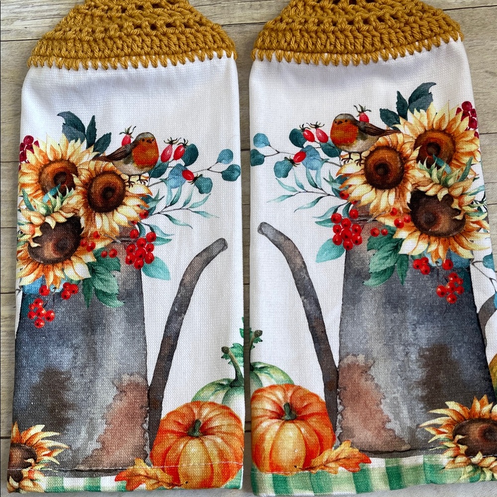 Crochet Top Sunflowers Hanging Towel Set of Two Single Thickness Dark Yellow Top - Picture 3 of 5